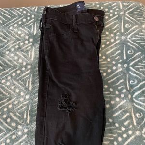 Black Ripped Skinny Jeans. Size 5R. Hollister.